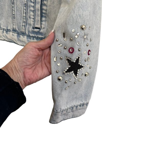 (H-218) Barbie Theme Denim Jacket Size L - Picture 6 of 10